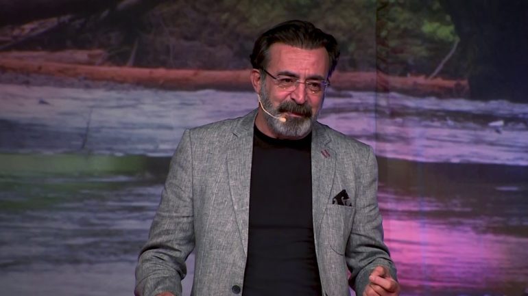 Ders Çıkararak Seyredeceğiniz Birbirinden Öğretici 8 TED Konuşması