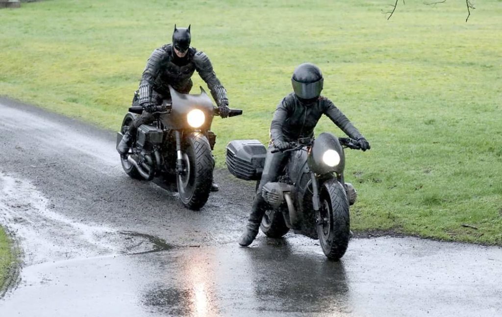 Efrahim: Yeni Batman Filminden İlk Batmobile Fotoğrafları Ortaya Çıktı