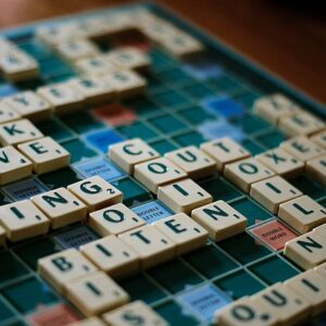 Ulaş Utku Bozdoğan: 8 Adımda Scrabble Nasıl Oynanır?