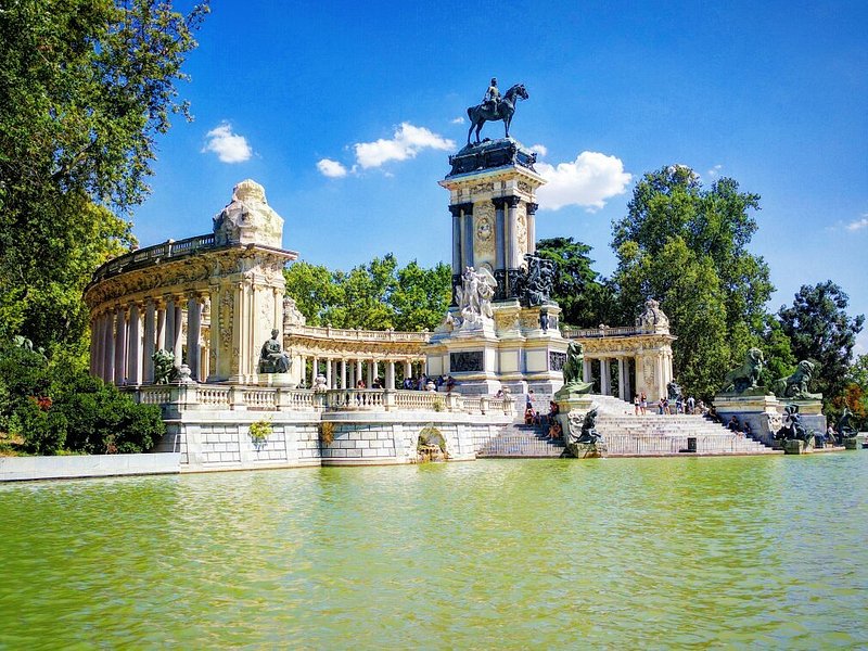 Ulaş Utku Bozdoğan: Madrid'de Gezilecek Yerler 9 Parque del Buen Retiro