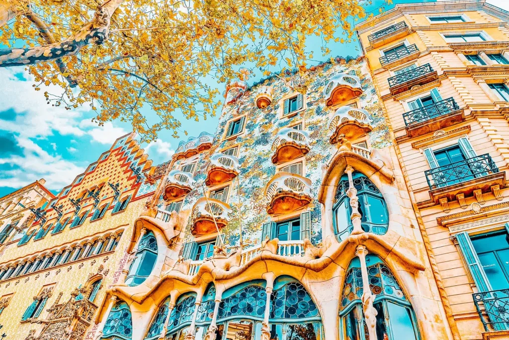 Muhammet Uysal: Barcelona'da Gezilecek Yerler 7 Muhammet Uysal: Barcelona'da Gezilecek Yerler