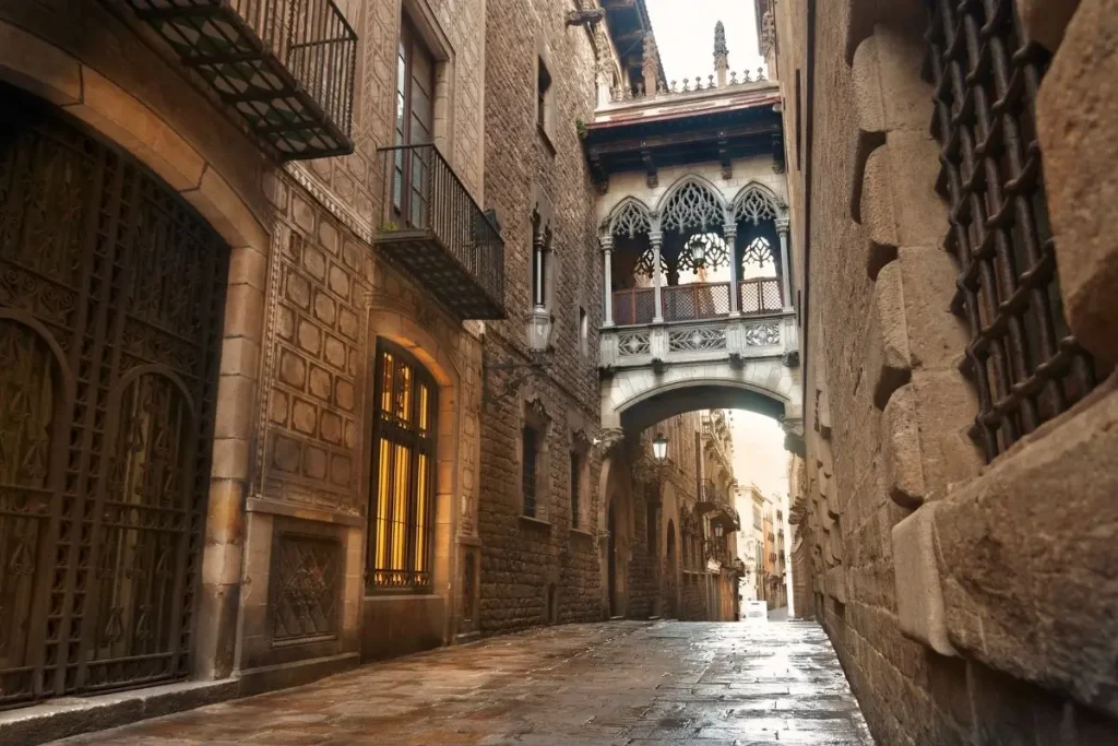Muhammet Uysal: Barcelona'da Gezilecek Yerler 8 Muhammet Uysal: Barcelona'da Gezilecek Yerler