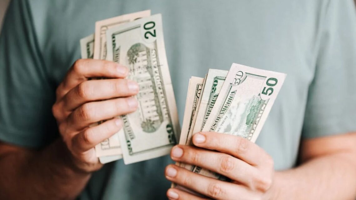 Muhammet Uysal: Kapitalist Ne Demek? Anlamı ve Kullanım Örnekleri