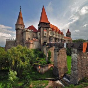 Muhammet Uysal: Avrupa'da Gezilecek Ucuz Yerler: Bütçe Dostu Seyahat